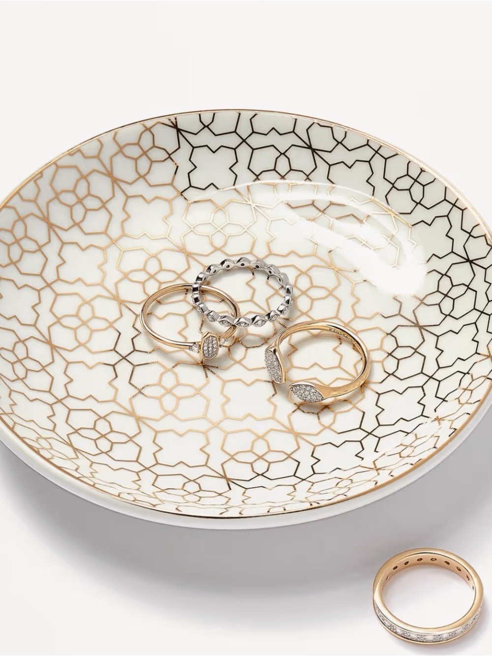 Kendra Scott Gold Filigree Ceramic Ring Holder Jewelry Trinket Dish 4.5" - NWOB